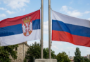 zastave srbije i rusije. trdacionalno prijateljske drzave.